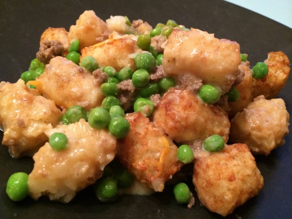 tater tot casserole with peas and ground beef