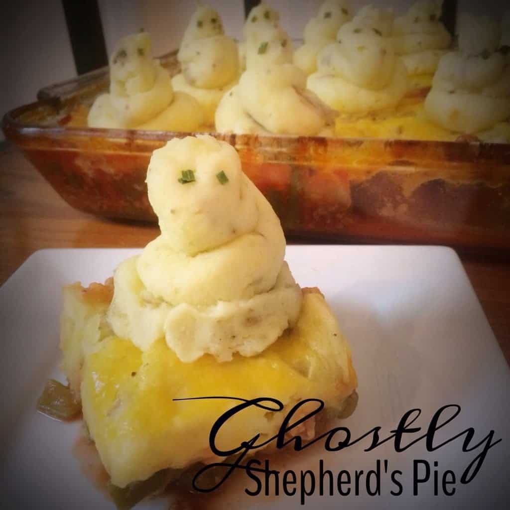 Ghostly Gluten-Free Shepherds Pie is an easy and festive Halloween dinner. | fun halloween recipes | halloween recipe ideas | halloween meal ideas || This Vivacious Life