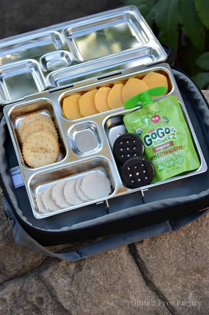 Make homemade lunchables in a snap! These super cute bento box lunches are so much better for your little ones than the store bought version and they can even be made gluten-free! www.glutenfreefrenzy.com