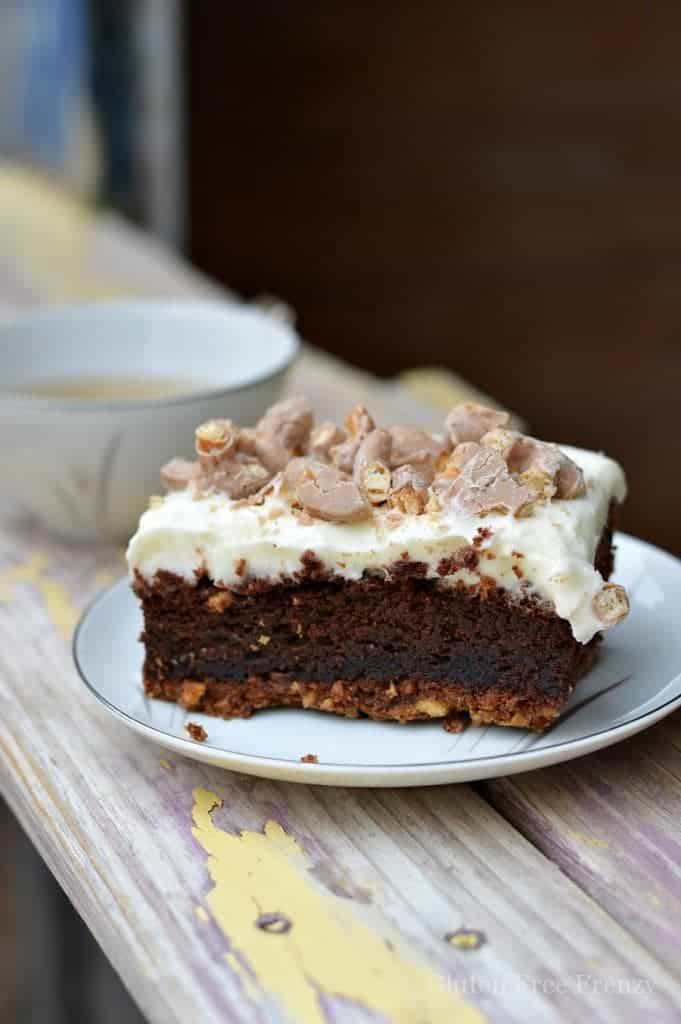 Gluten Free Caramel Chocolate Lasagna With Salted Caramel Pretzels