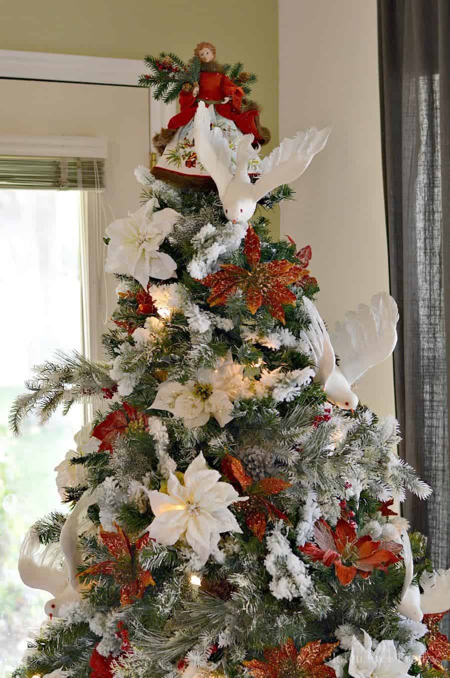 Drab to Fab Christmas Tree that can be done on a dime