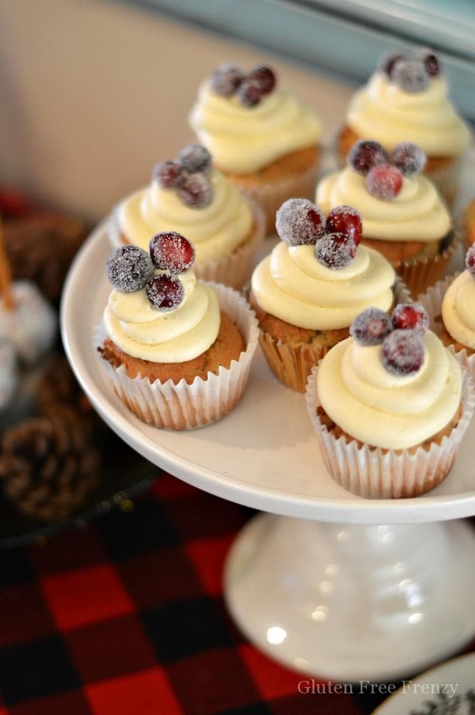 This flannel & flapjacks holiday party is full of rustic holiday fun! From the pancake decorated sugar cookies, gingerbread pancakes with sugared cranberries and flannel pj gift exchange, it has all the makings of a great holiday or Christmas girls party. 