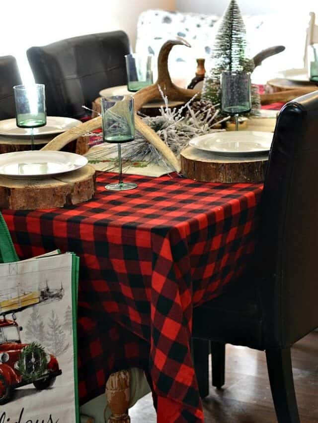 This flannel and flapjacks holiday party is full of rustic holiday fun! From the pancake decorated sugar cookies, gingerbread pancakes with sugared cranberries and flannel pj gift exchange, it has all the makings of a great holiday or Christmas girls party.
