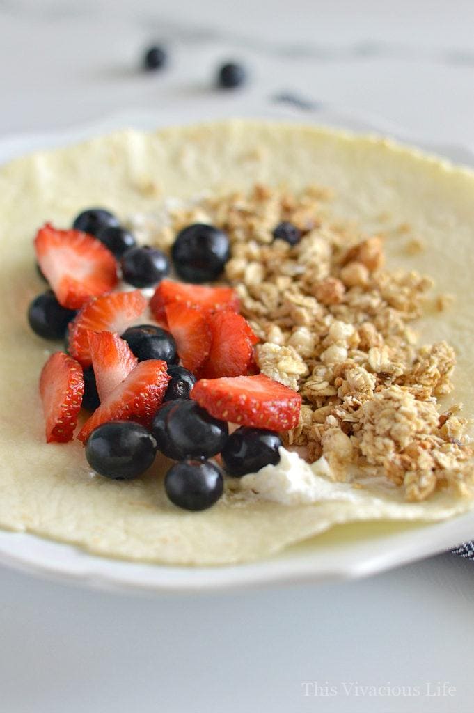 Sweet breakfast burritos gluten-free are an easy and delicious breakfast to start the day. | gluten free breakfast ideas | gluten free breakfast recipes | fun ideas for breakfast | how to make breakfast burritos | breakfast ideas that are gluten free || This Vivacious Life #breakfastburrito #glutenfreebreakfast #glutenfree