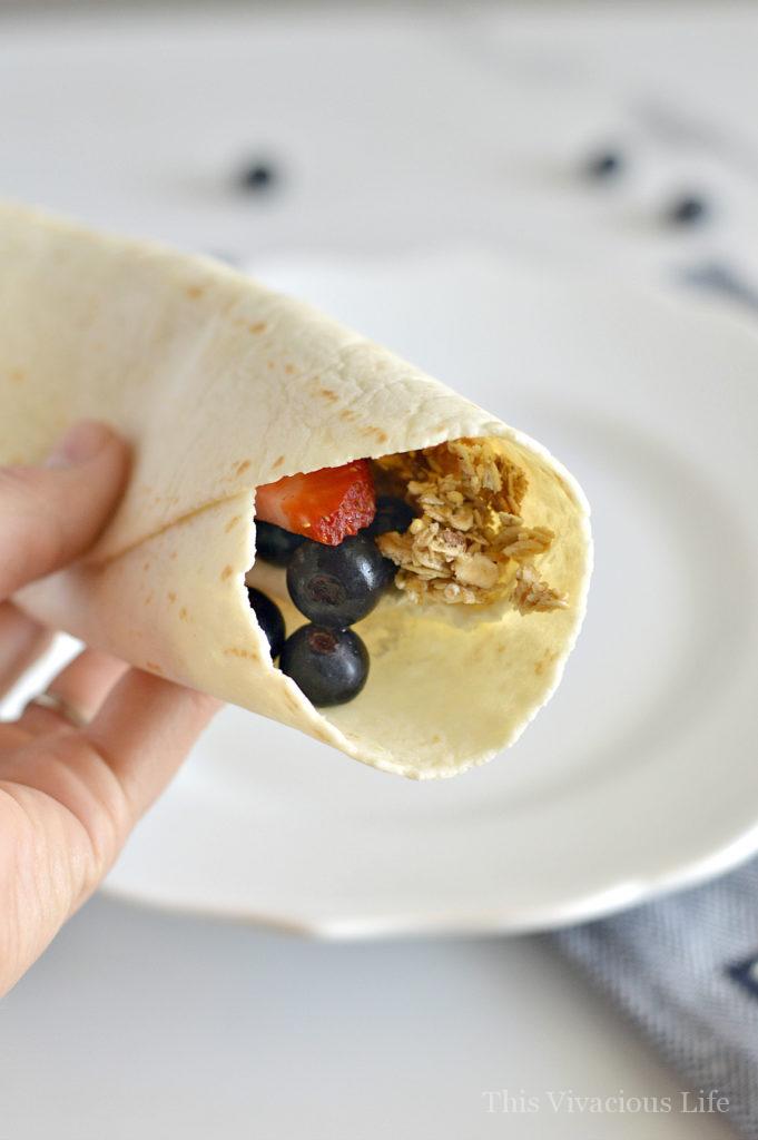 Sweet breakfast burritos gluten-free are an easy and delicious breakfast to start the day. | gluten free breakfast ideas | gluten free breakfast recipes | fun ideas for breakfast | how to make breakfast burritos | breakfast ideas that are gluten free || This Vivacious Life #breakfastburrito #glutenfreebreakfast #glutenfree