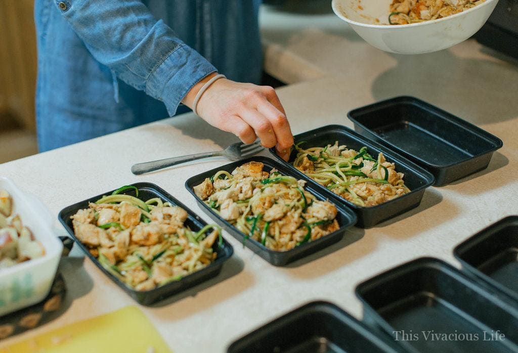 Healthy gluten-free meal prep is something that helps you stay on track and enjoy delicious meals all week long. 