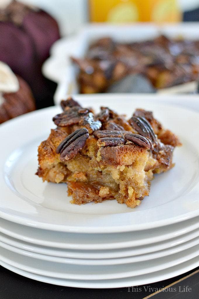 This gluten-free pecan pie bread pudding gives you all the warm fall flavors of pecan pie in a delicious breakfast.