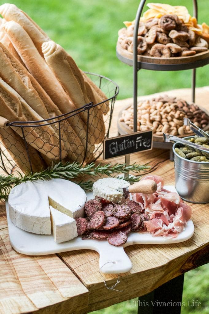 Bohemian Wedding Charcuterie: This gorgeous outdoor boho wedding is full of inspiration for any blushing bride! Cheese and charcuterie boards are SO in and perfect for the big night. | Bohemian Wedding Charcuterie: This gorgeous outdoor boho wedding is full of inspiration for any earthy blushing bride! || This Vivacious Life #wedding #bohemian #boho #bohemianwedding #bohowedding #thisvivaciouslife