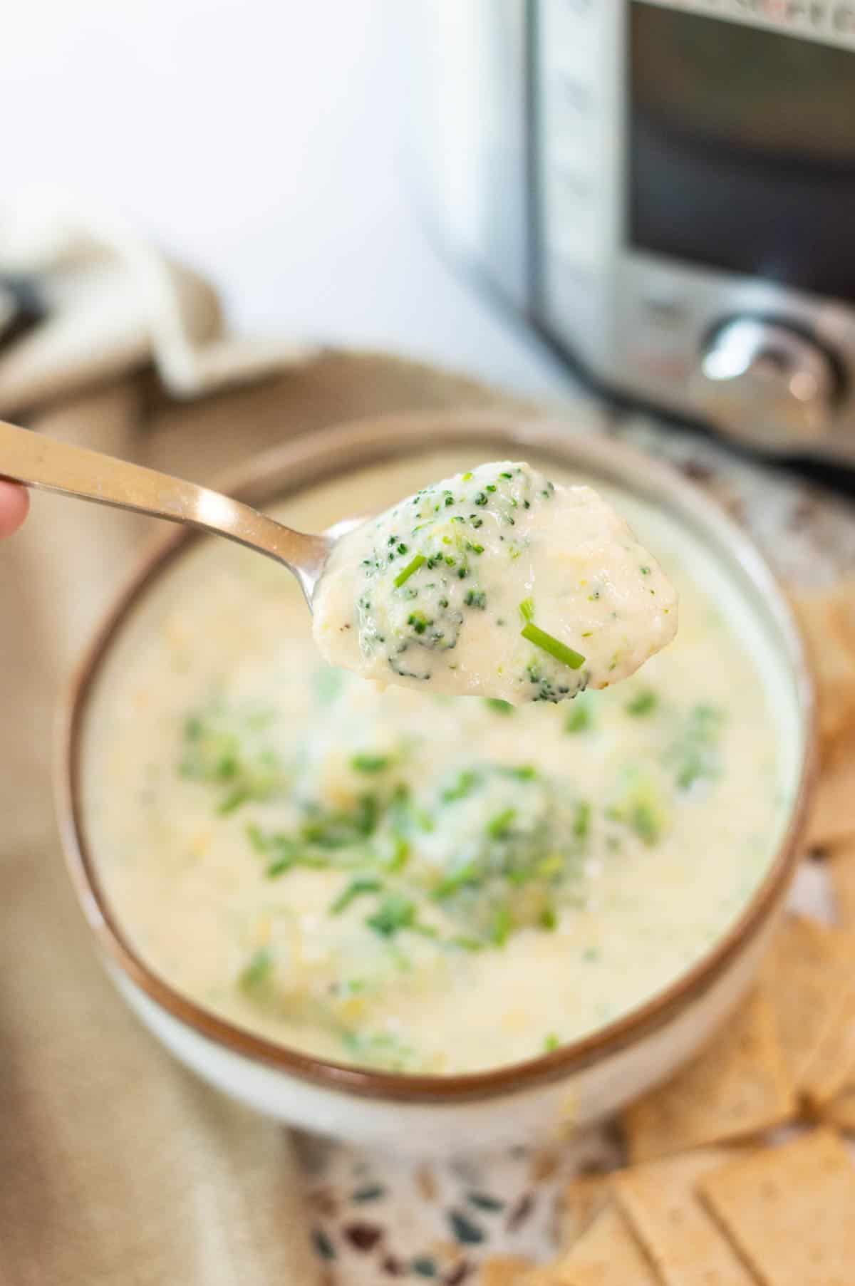 Creamy broccoli cheddar soup in instant pot