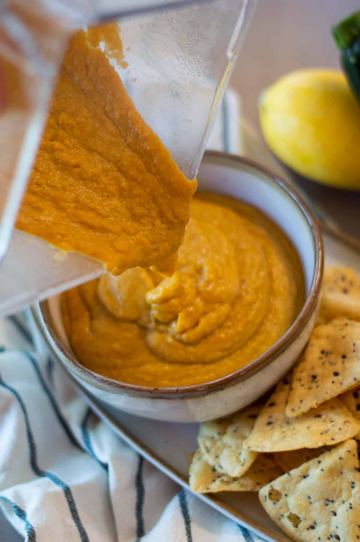 Instant Pot Vegan Queso pouring