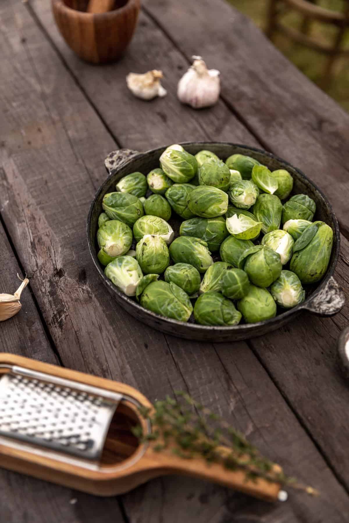 Are Brussels sprouts keto picture of them in a bowl