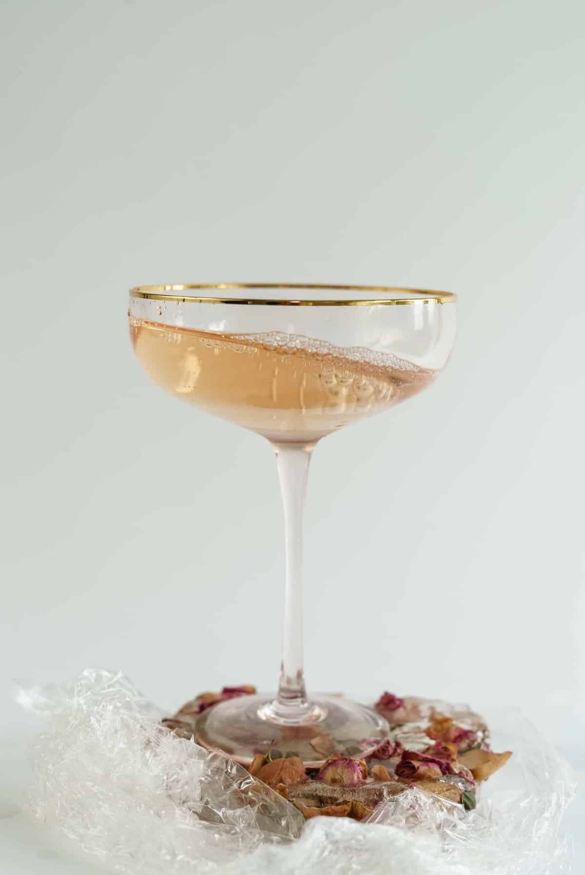 Non Alcoholic Champagne in a glass