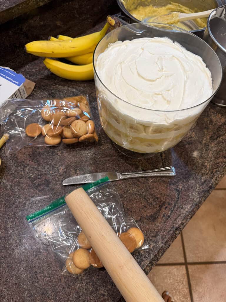 rolling pin crushing cookies 