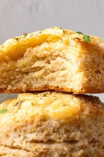 Gluten Free Cheddar Biscuits (Red Lobster Copycat)